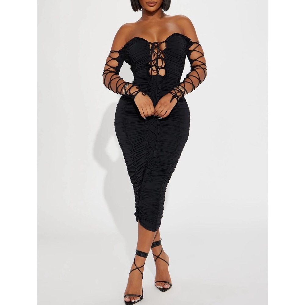 Fashion Nova Black Strapless Ruched Dress